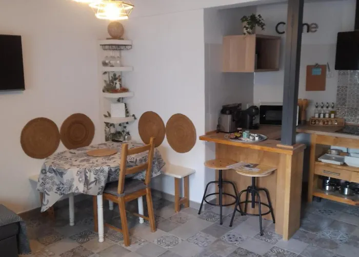 La Casita Del Pueblo